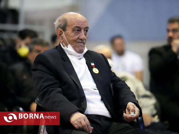 مسابقات وزنه برداری کارگران