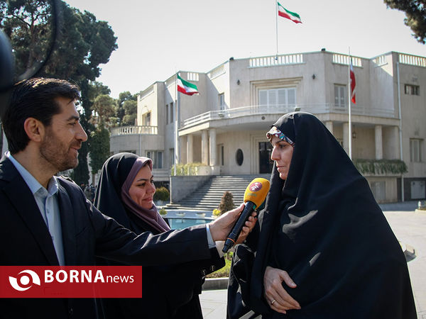 حضور رئیس جمهور و اعضای هیات دولت در جمع خبرنگاران
