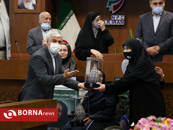 مراسم رونمایی از سردیس های5 تن از قهرمانان ورزش ایران