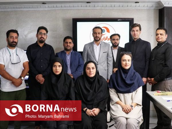 بازدید مدیرکل ورزش و جوانان استان اصفهان از خبرگزاری برنا به مناسبت روز خبرنگار 
