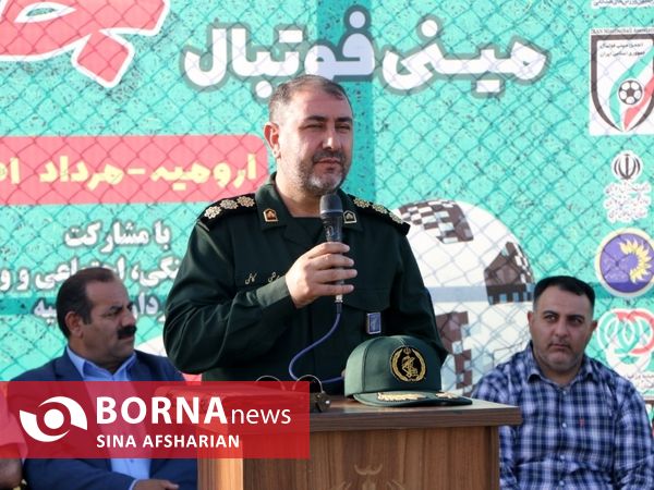 آغاز مینی فوتبال روستاییان و عشایر "جام پرچم" در ارومیه