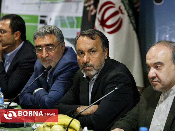 نشست صمیمانه نمایندگان مجلس با وزیر ورزش و جوانان