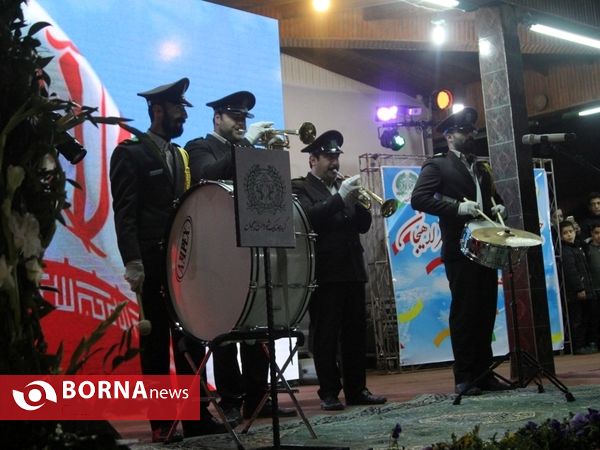 جشن بازگشایی جزیره استخر لاهیجان