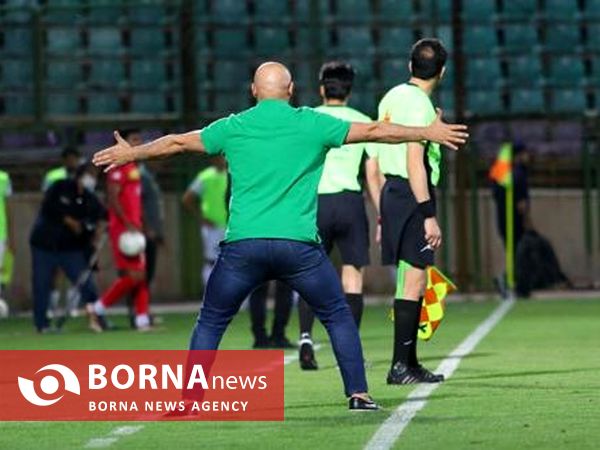 دیدار تیم های فوتبال ذوب آهن اصفهان - فولاد خوزستان