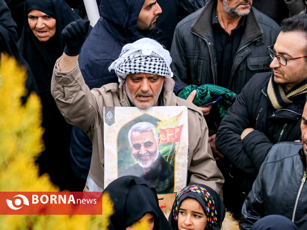 تجمع مردمی و سوگواری سردار سپهبد شهید قاسم سلیمانی در میدان نقش جهان اصفهان