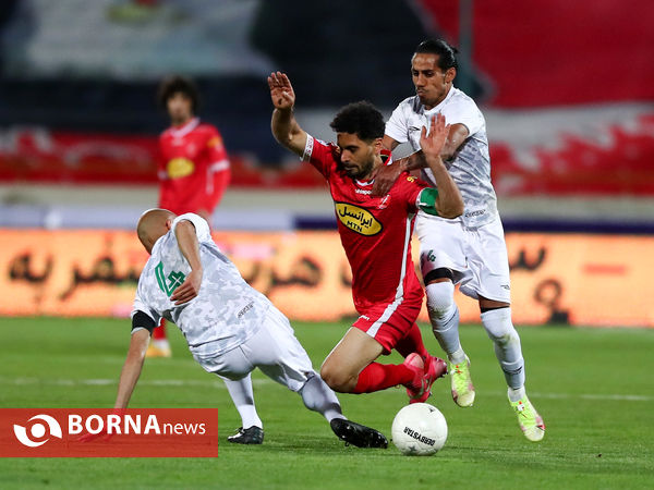 دیدار تیم های فوتبال پرسپولیس - آلومینیوم