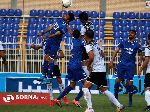 دیدار تیم های نفت مسجدسلیمان - استقلال