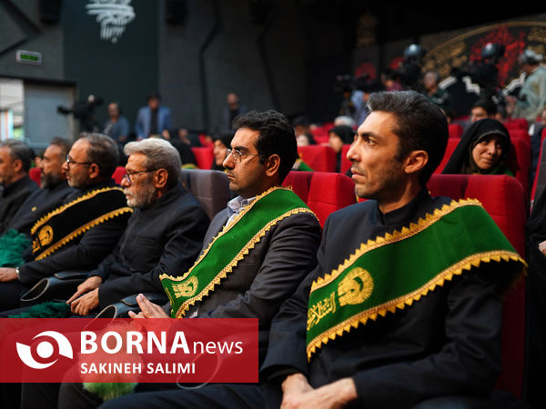  آیین برافراشتن پرچم عزای حسینی برفراز بلندترین سکوی پرچم ایران
