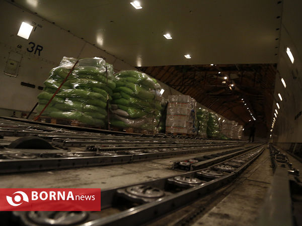 ارسال محموله بشر دوستانه جمعیت هلال احمر به افغانستان