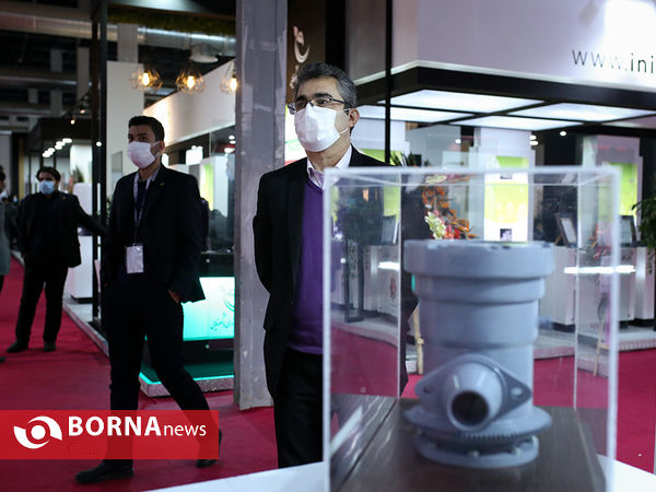 بازدید جهانگیری از نمایشگاه بین المللی نفت، گاز، پالایش و پتروشیمی