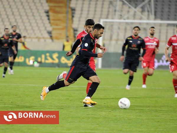 دیدار تیم های فوتبال پرسپولیس - نساجی