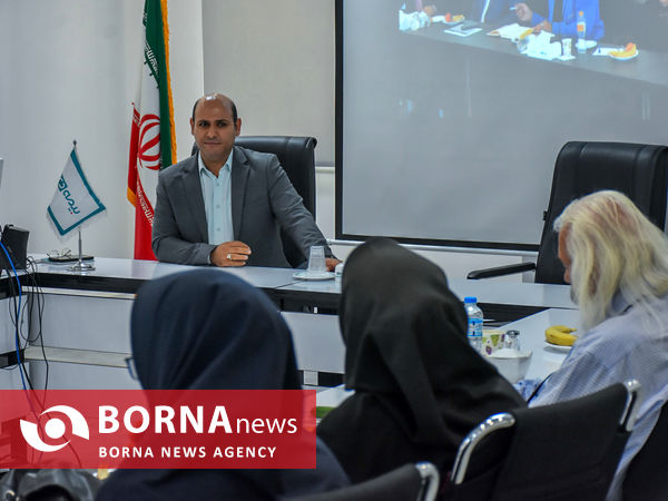 نشست خبری مدیر بیمه دی در استان مرکزی