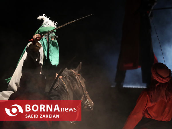 نمایش میدانی «تنهاتر از مسیح»