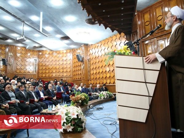 آیین تجلیل از پژوهشگران برتر استان قم