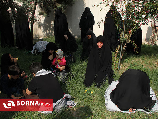پیاده روی جاماندگان اربعین در تهران (4)