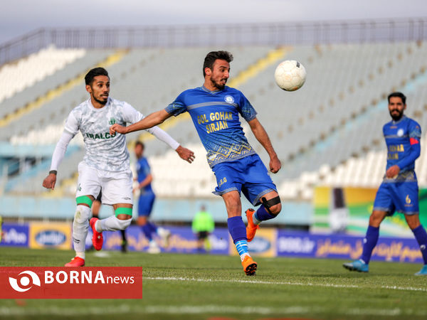 دیدار تیم های فوتبال آلومینیوم اراک- گل گهر سیرجان