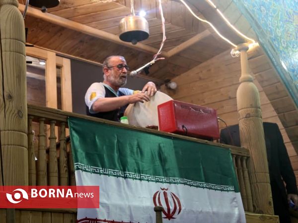 تجلیل از آتش نشانان لاهیجان در  روز خانه علی ابن ابیطالب