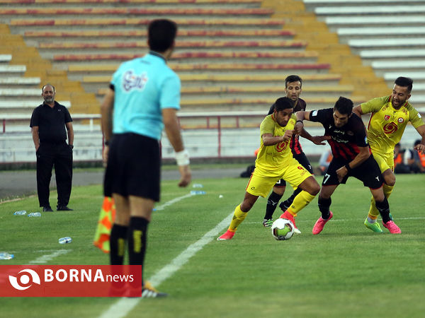 مصاف سیاه جامگان با نفت تهران