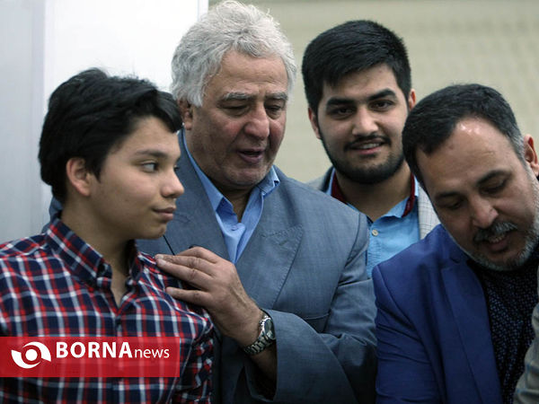 نشست صمیمی ورزشکاران و پیشکسوتان- ورزشگاه انقلاب