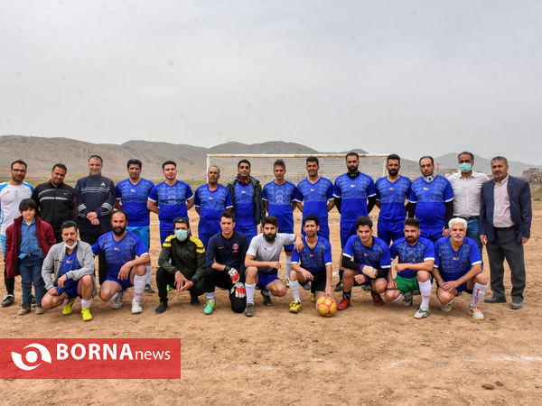 مسابقات فوتبال در روستا