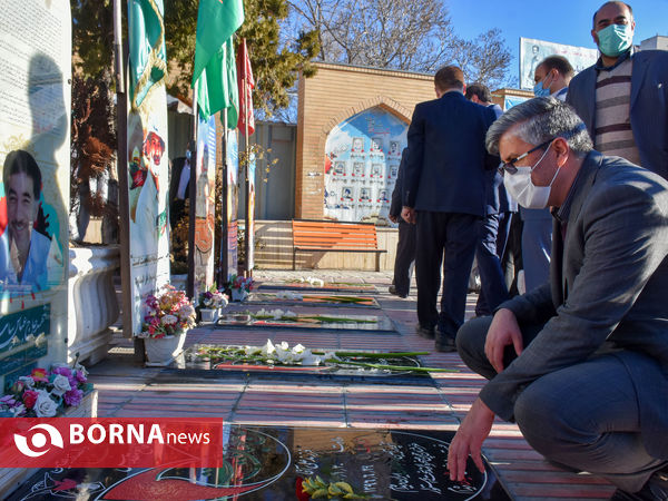 گلباران گلزار شهدای اراک