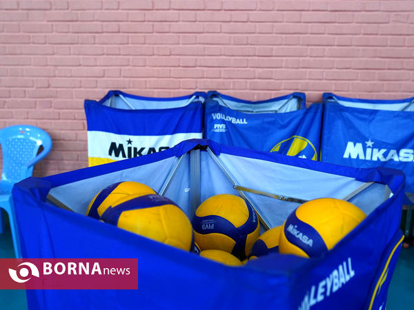 تمرین تیم ملی والیبال نوجوانان و بزرگسالان دختران