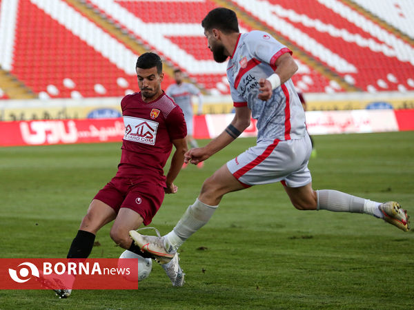 دیدار تیم های پدیده و پرسپولیس