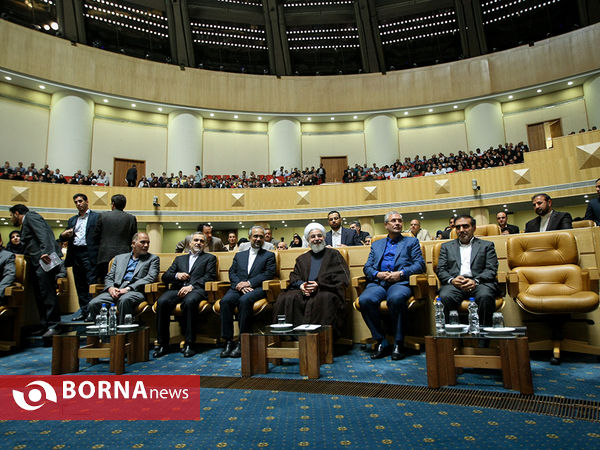 رییس‌جمهوری در جمع تلاشگران عرصه تعاونی‌های کشور