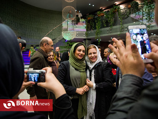 گلریزان فیلم "من سالوادور نیستم"