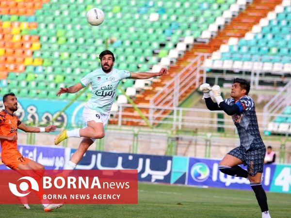 هفته بیستم و یکم لیگ برتر فوتبال؛ ذوب آهن - مس کرمان 