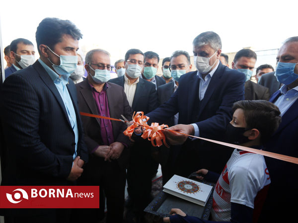 افتتاح و کلنگ زنی پروژه های عمرانی در شهر صدرای شیراز با حضور وزیر راه