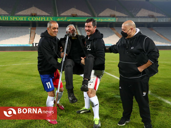 مسابقه فوتبال یادبود علی انصاریان و مهرداد میناوند