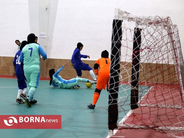 مسابقات فوتسال بانوان جام رمضان در ساری