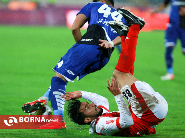 دیدار تیم های پرسپولیس تهران - استقلال خوزستان