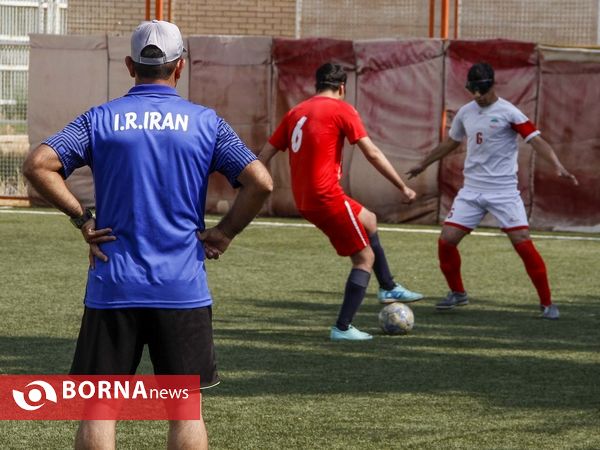 بازدید مدیر کل ورزش فارس از تمرینات تیم ملی فوتبال 5 نفره نابینایان