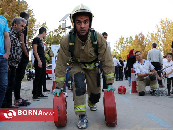 در حاشیه همایش پیاده روی روز ملی آتش نشانی