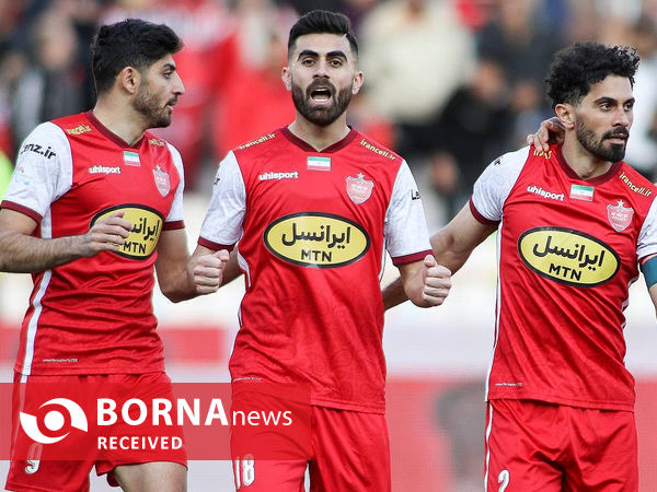 دیدار تیم های فوتبال پرسپولیس - نفت مسجدسلیمان