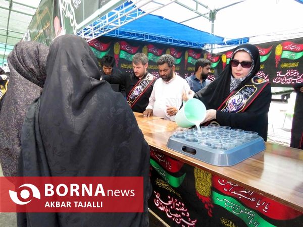 میزبانی شرقی از زائرین پاکستانی کربلای معلی 