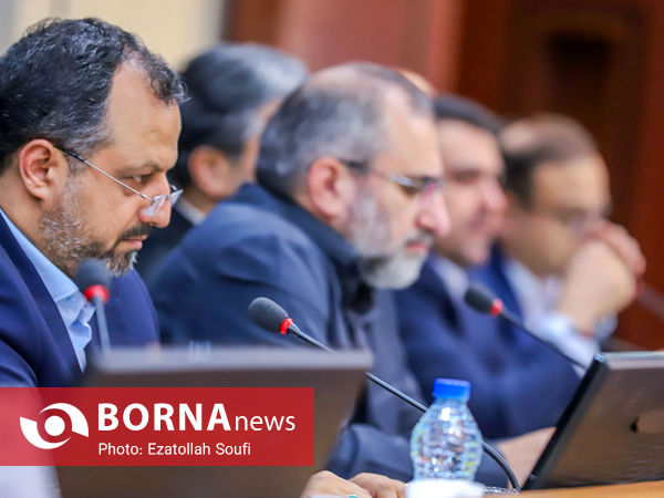 سفر وزیر اقتصاد به استان مرکزی
