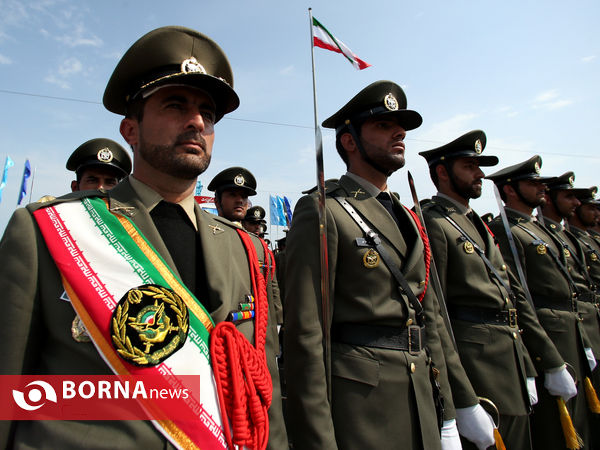 مراسم تحلیف و دانش‌آموختگی دانشجویان دانشگاه‌های افسری ارتش جمهوری اسلامی ایران