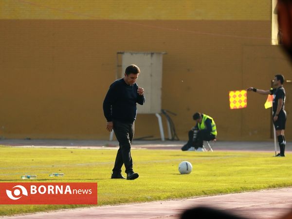 دیدار تیم های صنعت نفت - گل گهر