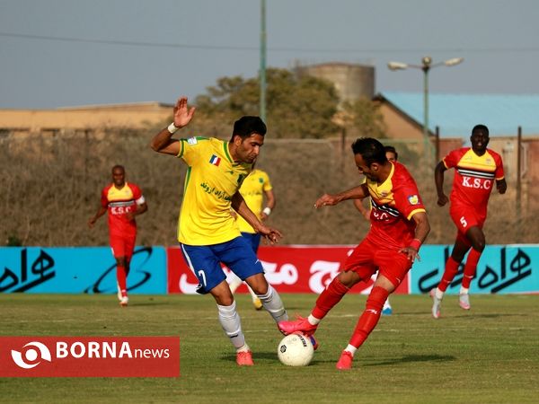 دیدار تیم های فوتبال صنعت نفت - فولاد