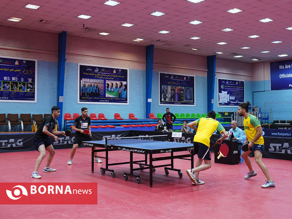 مسابقات  لیگ برتر بزرگسالان تنیس روی میز