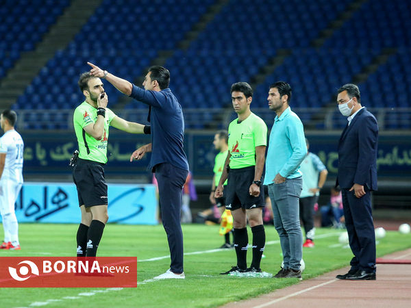 دیدار تیم های پدیده و تراکتورسازی