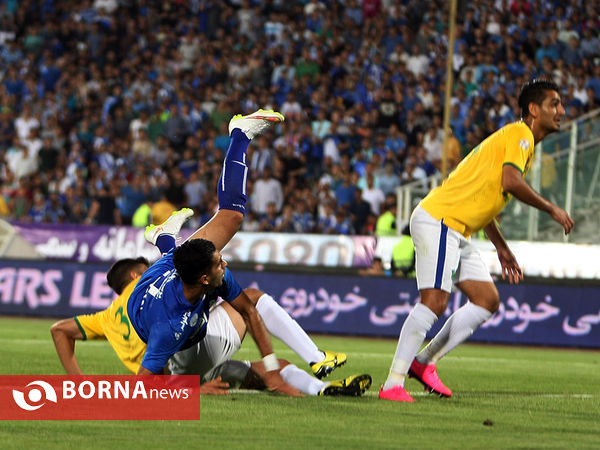 دیدار تیم های استقلال تهران- نفت آبادان