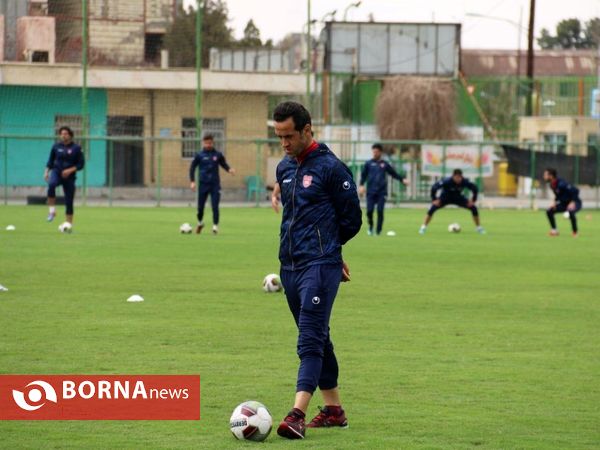در حاشیه تمرینات تیم فوتبال سپیدرود رشت در اصفهان