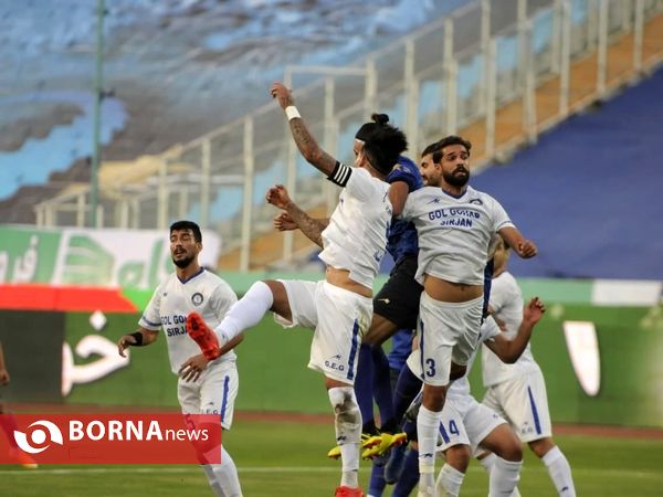 دیدار تیم های فوتبال استقلال- گل گهر سیرجان
