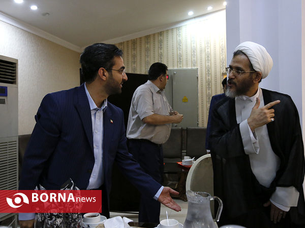 ضیافت افطاری حجت الاسلام والمسلمین احمد مازنی
