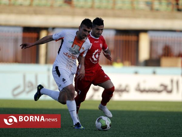 دیدار فوتبال تیم های سپیدرود رشت- سایپا تهران