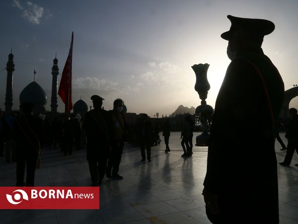 آیین تعویض پرچم گنبد مسجد مقدس جمکران